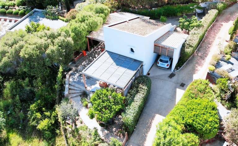 Villa  Bonifacio