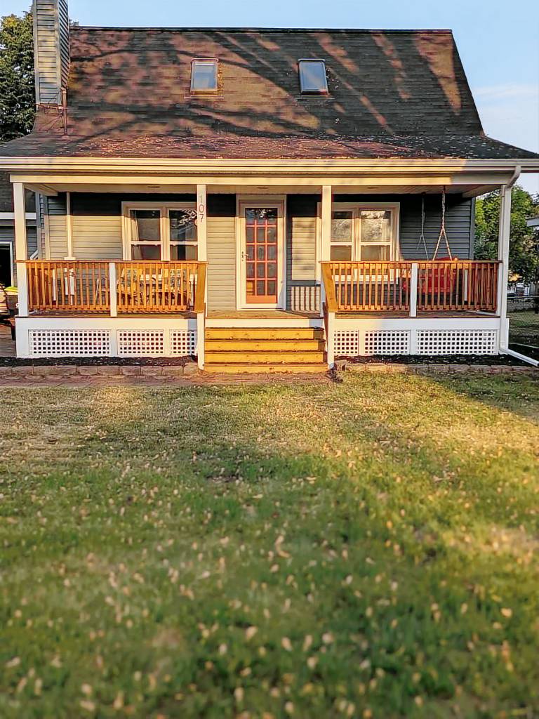 House  Tawas City