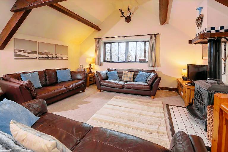 Fully equipped nice cottage with pool, sauna & yard | Pets allowed — photo 4