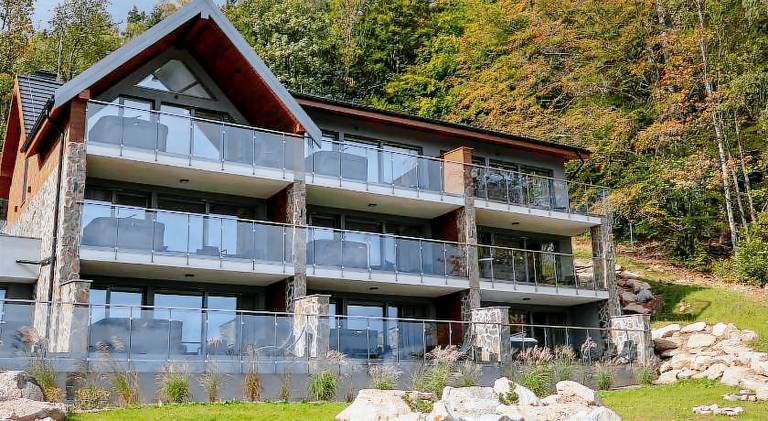 Pleasant serviced apartment with garden & pool | Pet-friendly in Szklarska Poreba