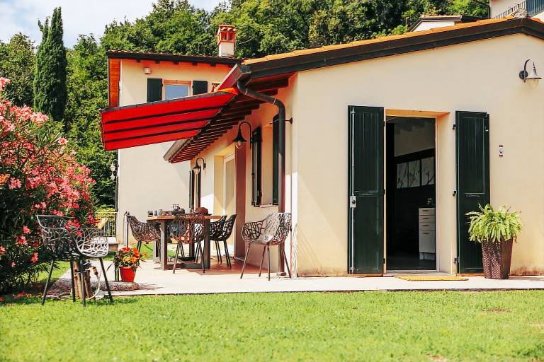 320 m² Villa