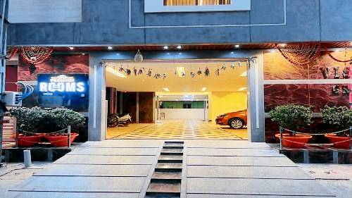 Vishnu Grand Premium Rooms Rajahmundry