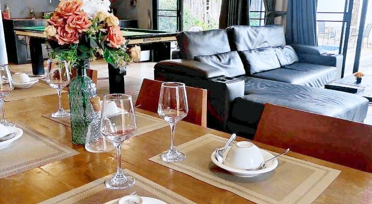 Villa with private pool & patio | Dogs allowed — photo 4