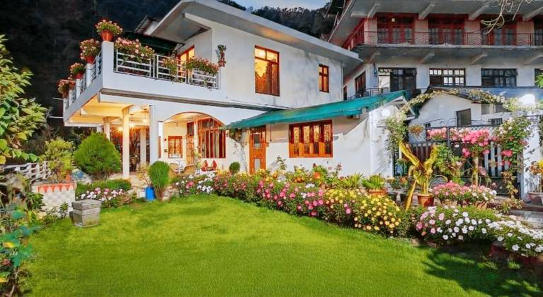 Vacation home with barbeque, terrace & garden | Suitable for remote work | Pet-friendly — photo 3