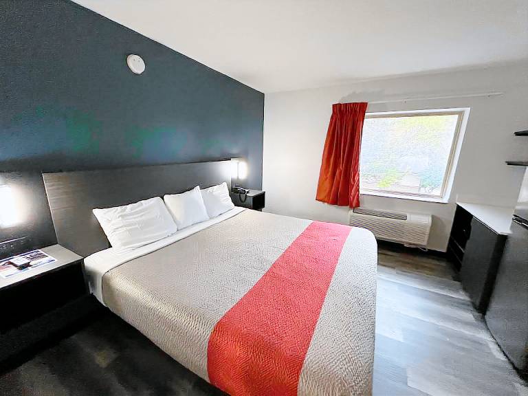 Studio 6 Suites Urbana, IL — photo 2