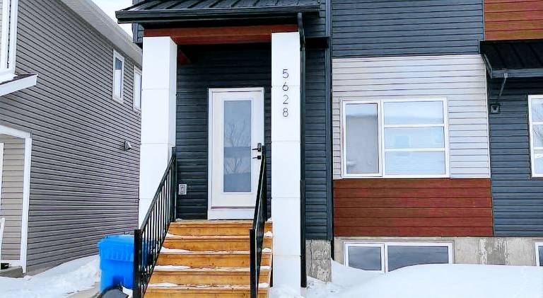 Holiday apartment with 1 room for 7 persons in Regina, SK