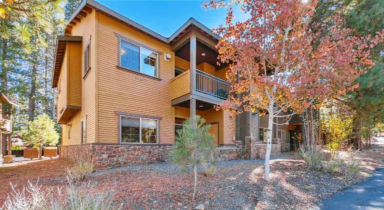 Lovely holiday apartment | Pets allowed in Truckee, CA