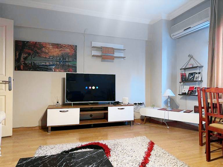 Lovely vacation home | Next to Taksim Square | Suitable for remote work | Dogs allowed — photo 2