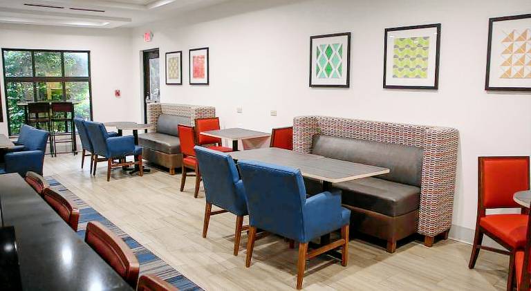 Holiday Inn Express Hotel & Suites Athens By IHG — photo 4