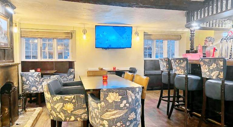 Crown Hotel Cotswold — photo 3