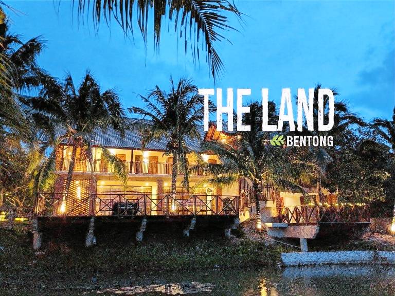 House Kampung Asap