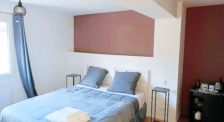 A l'Ombre des Bois, Chambre Quadruple Confort in Vierzon