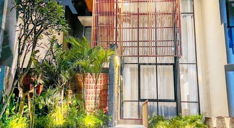 Villa with private pool, garden & patio — photo 5