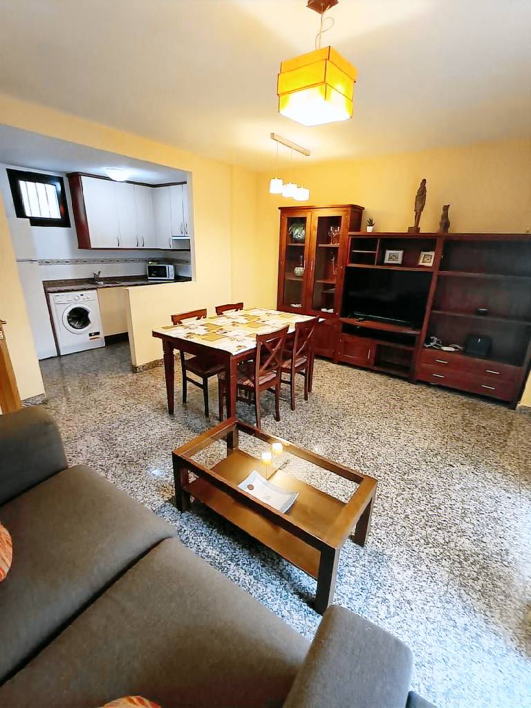 Fully equipped lovely house with patio | Good for workation | Pet-friendly — photo 2