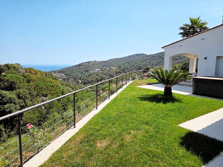 Villa 'Casa Chula' with Sea View, Wi-Fi and Air Conditioning — photo 2