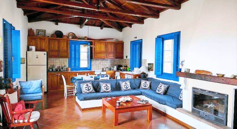 House with 2 rooms for 6 persons — photo 2