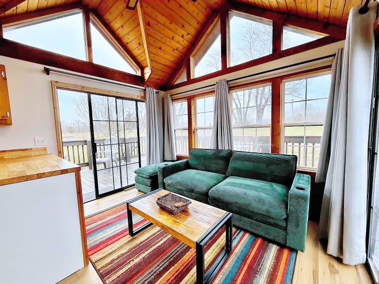 Cabin  Makanda