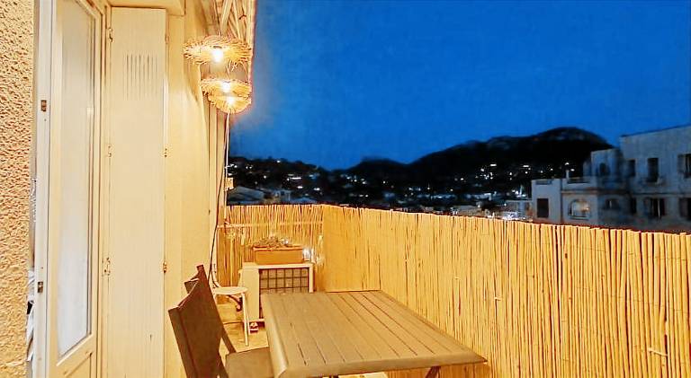 Fully equipped rental apartment with terrace | Close to the beach | Good for workation | Pets are welcome — photo 3