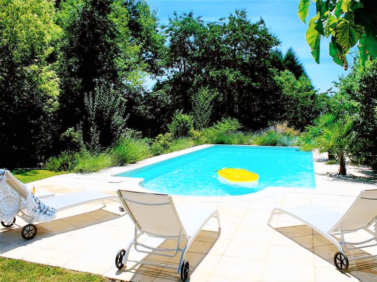Maison de vacances  Saint-Sulpice-les-Feuilles
