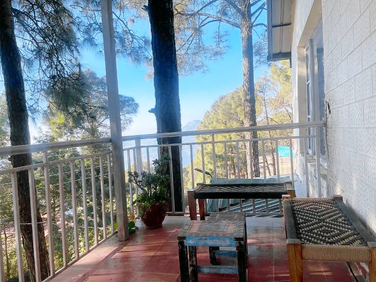 Pine Crest West Menage - Abode in nature's bounty — photo 3