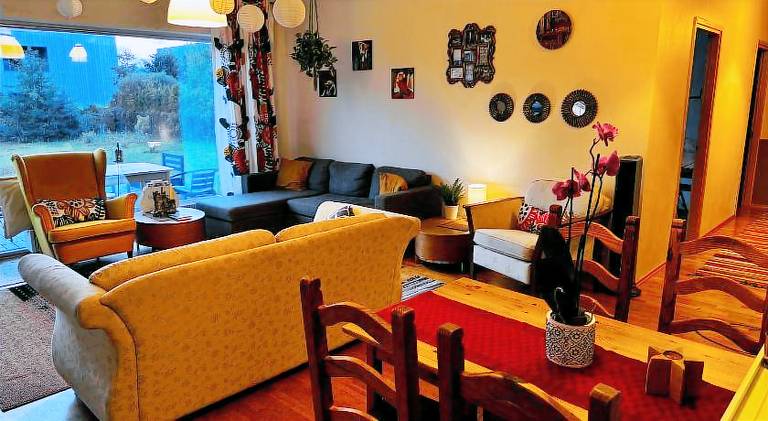Holiday apartment with garden, patio & grill — photo 3