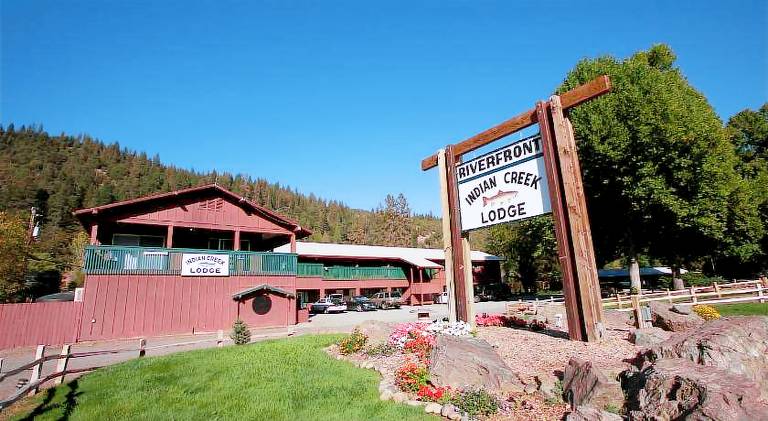 Resort Douglas City
