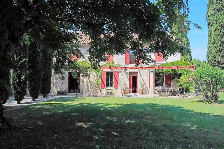 Villa with private pool, barbecue & garden — photo 2