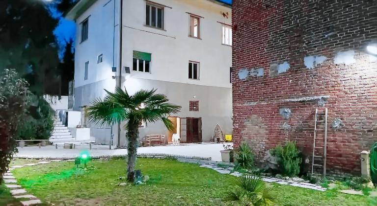 Holiday apartment with pool, garden & patio in Oleggio