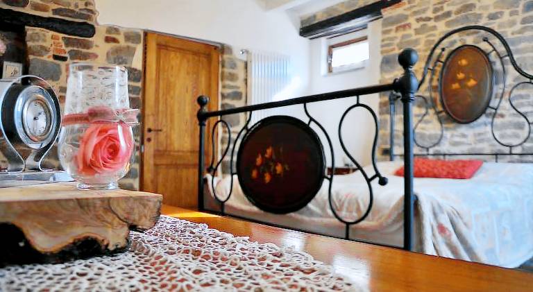 House with barbeque, patio & garden — photo 2