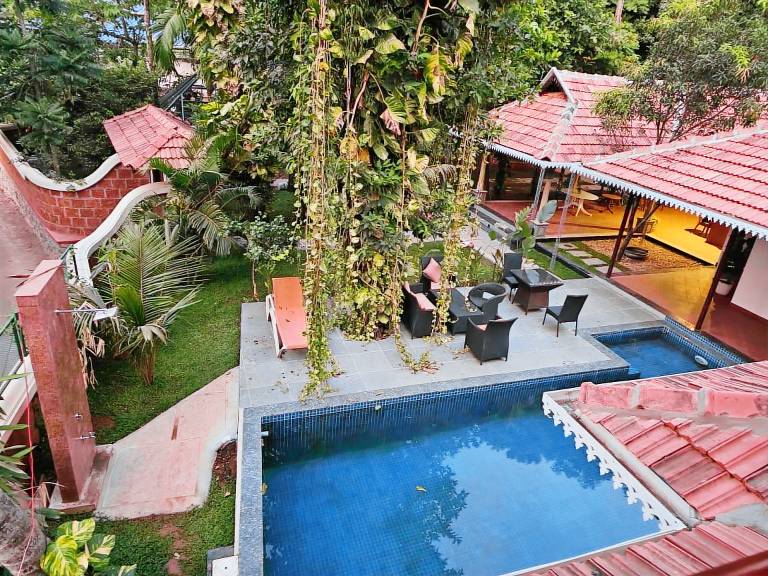 Resort Thuruth
