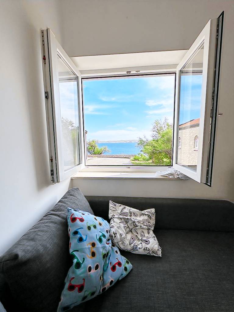 Apartma Lukovo Šugarje