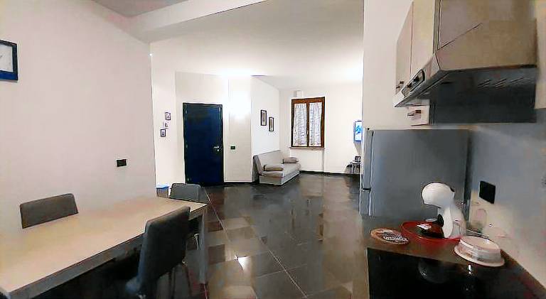 Holiday apartment with 2 rooms for 5 persons — photo 4