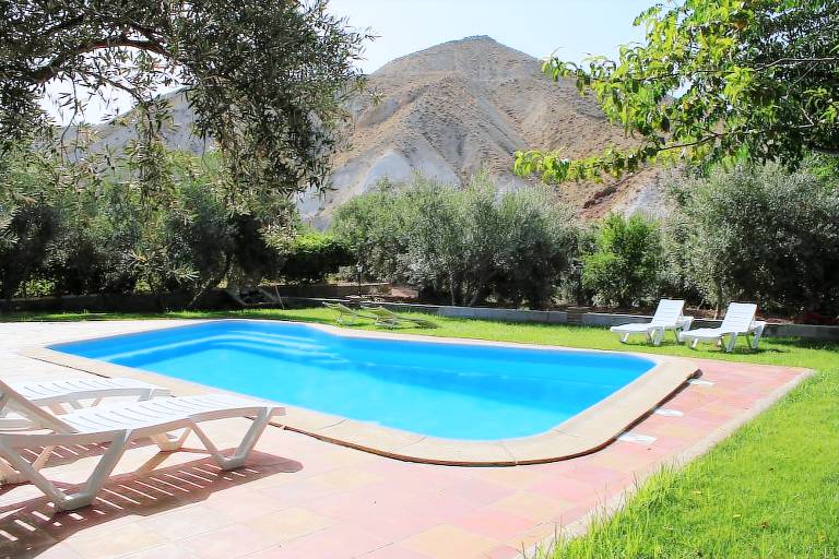 Aparthotel Hinojares