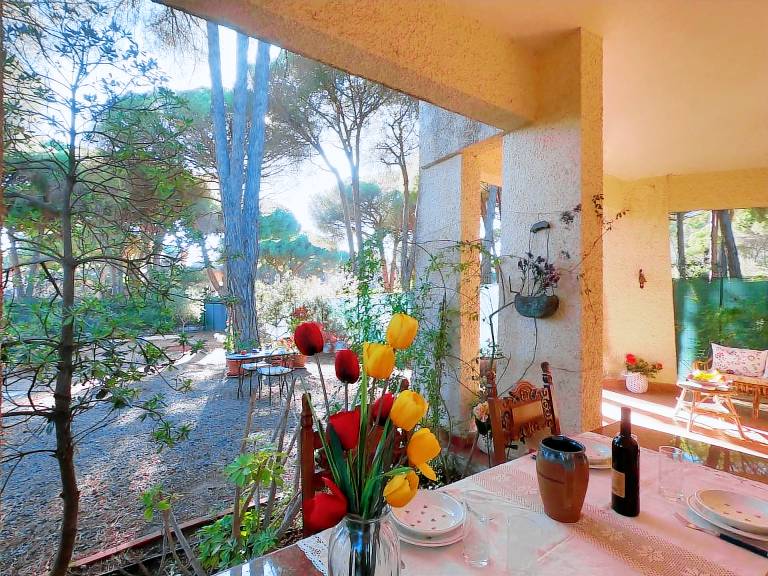 Villa with barbecue, terrace & private pool | Nature view — photo 2