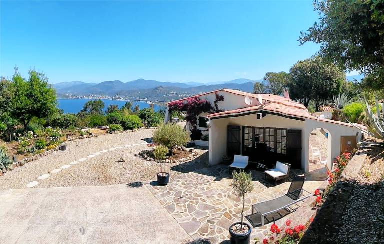 Villa Calcatoggio