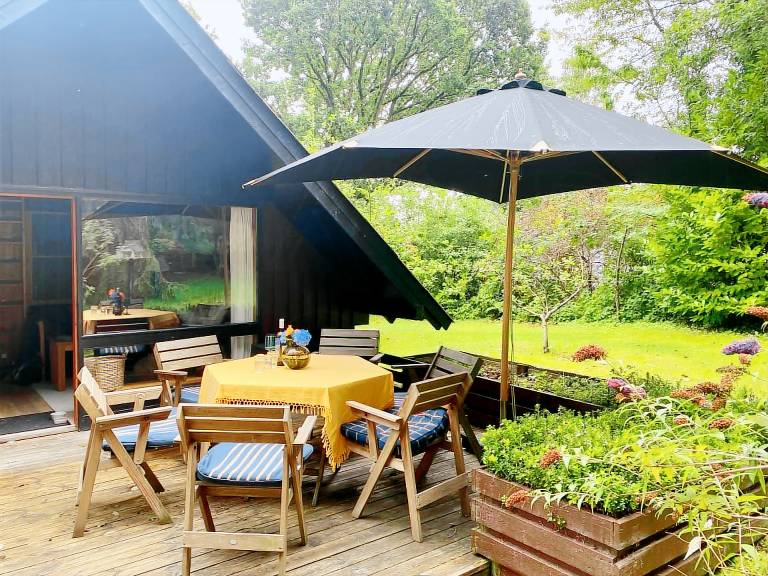 Family-friendly house with patio, garden & BBQ | Perfect for remote work | Pets are welcome — photo 4
