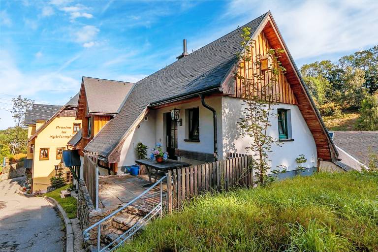 Spielzeughof Seiffen - Bingenhaus — photo 3