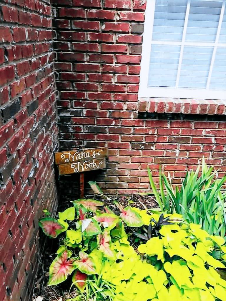 Southern Charmer Cottage - Bama Vacation Rentals — photo 4