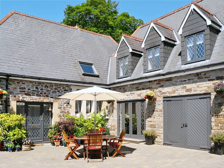 Cottage Plymouth
