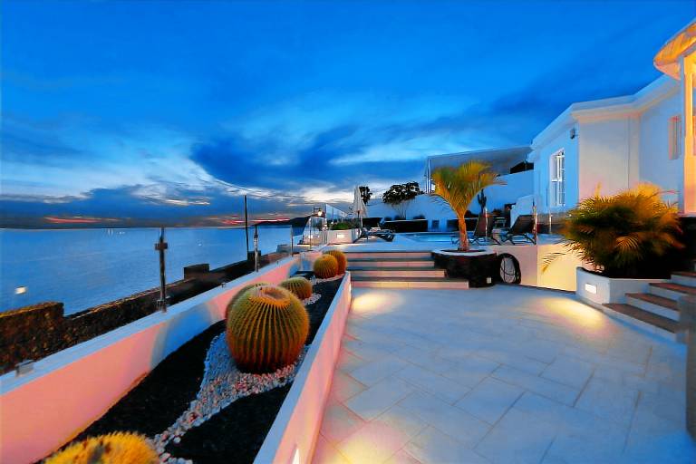 Villa  Puerto Calero