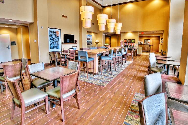 Hampton Inn & Suites Rochester/Henrietta — photo 4