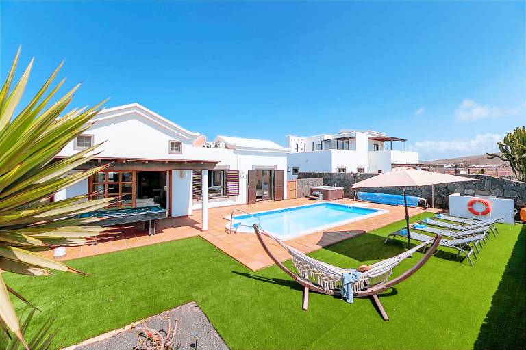 Villa  Yaiza