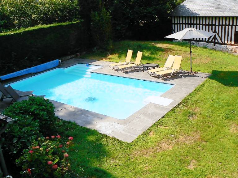 House  Bonneville-la-Louvet
