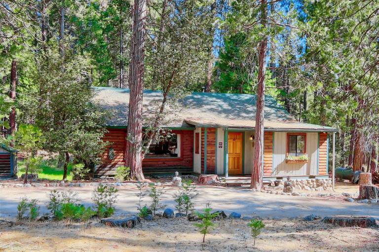 Cabin  Wawona
