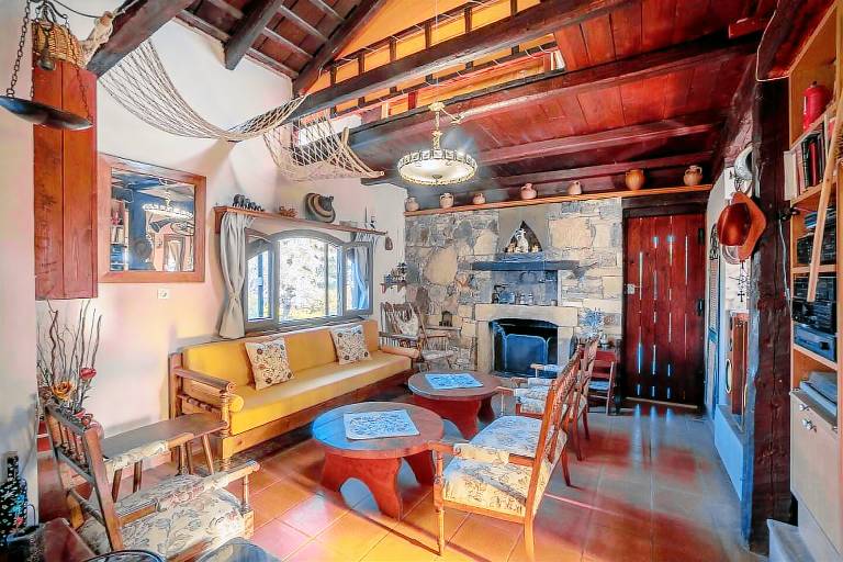 House with garden, private pool & barbeque | Good for workation — photo 2
