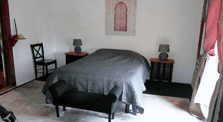 La petite Salamandre bleue in Limoges