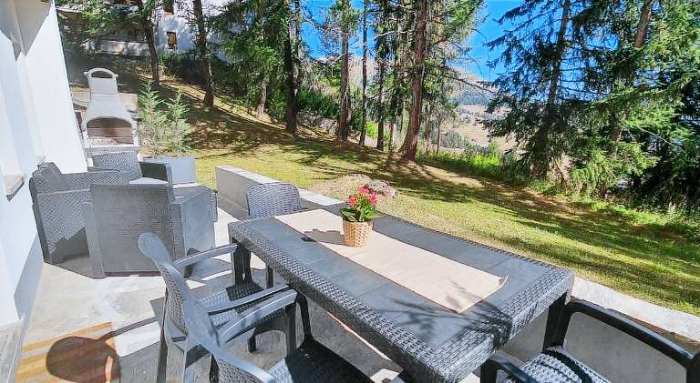 Wonderful holiday apartment with barbeque, terrace & yard | Next to the ski | Pets are welcome — photo 4