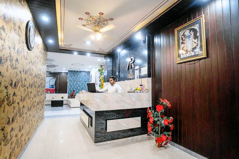 Tripli Hotels Arunoday Palace — photo 2