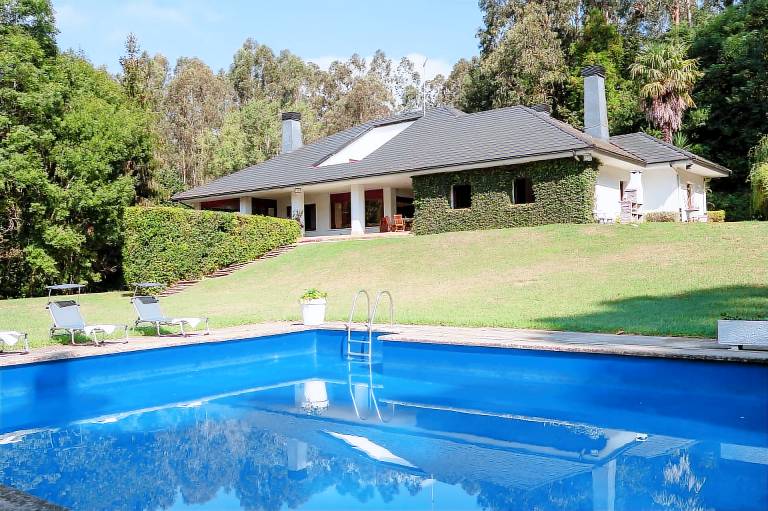 Villa Sopelana