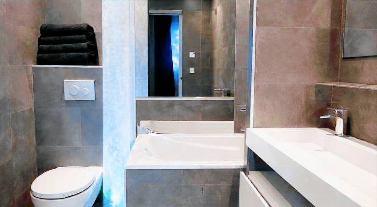 5 etoiles, 2 chambres, vue mer plein Sud, Clim, luxe — photo 4